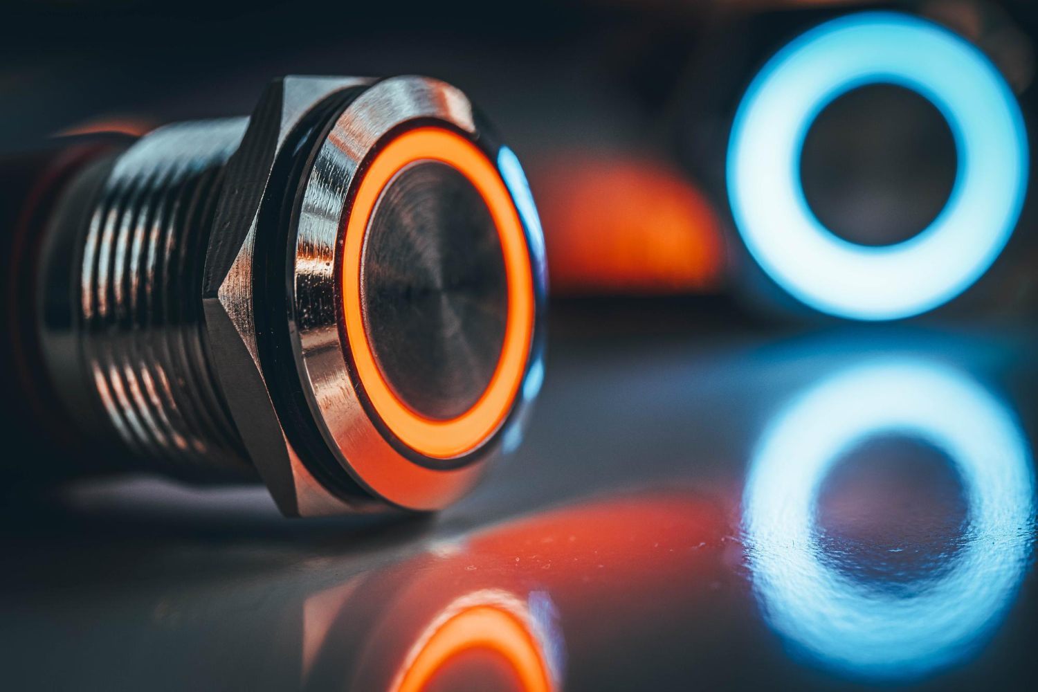 Industrial AOI camera lens with controlled inspection lighting
